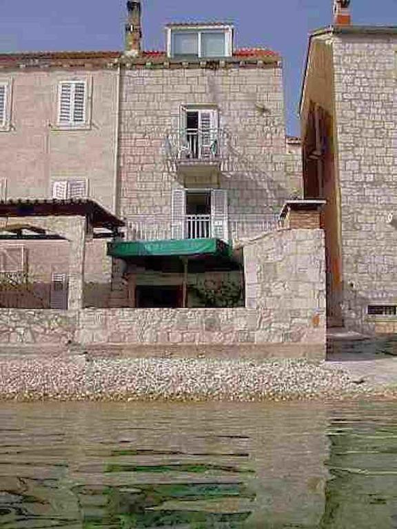 Apartments Acalinovic Vis Phòng bức ảnh